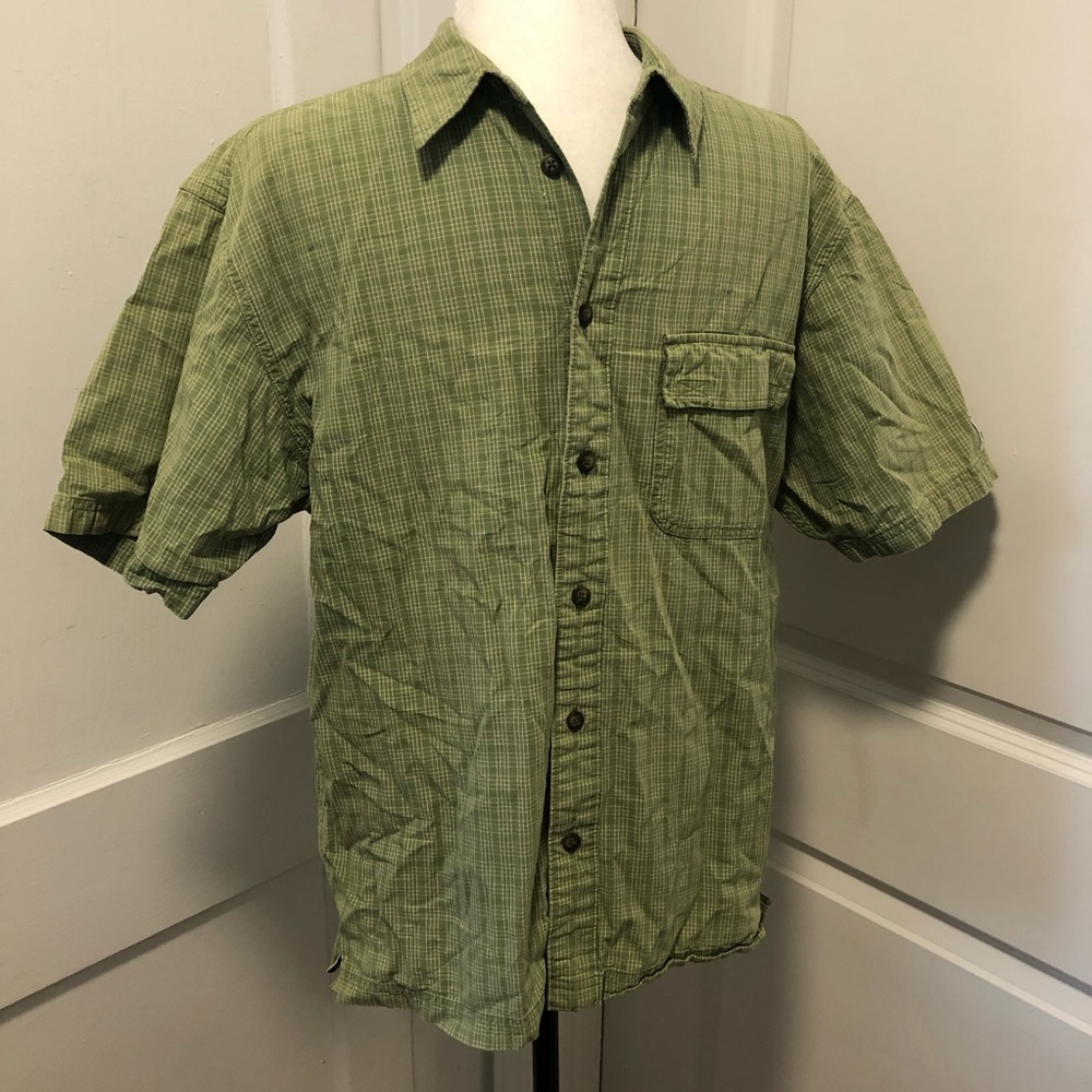 The North Face short sleeve summer shirt size medium